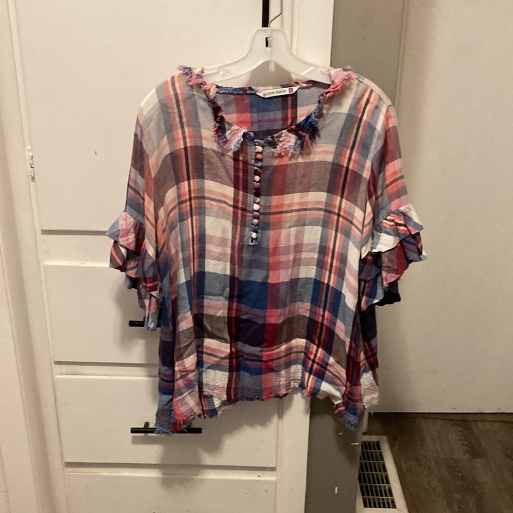 Given Kale Women’s Size Small Plaid Top.